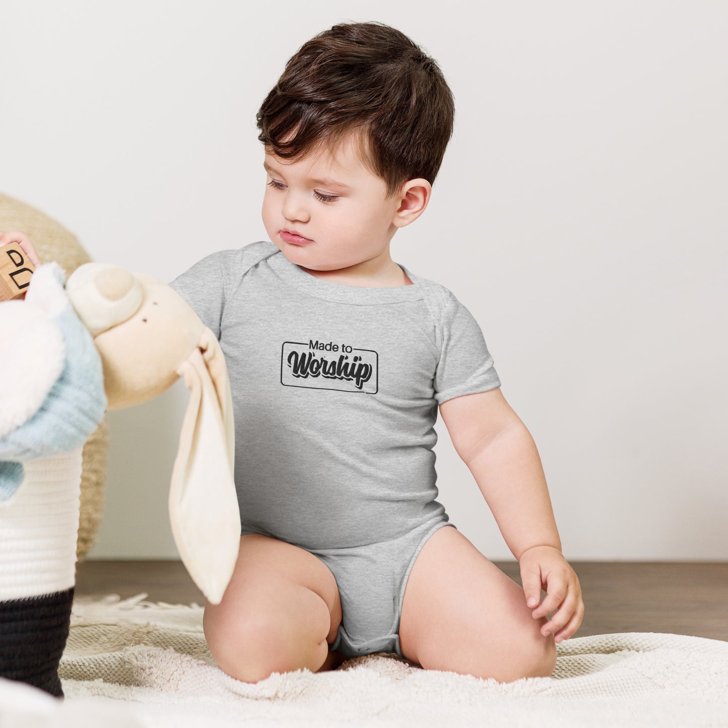 Made TO Worship Psalm 95: 1 Short Sleeve Baby Bodysuit